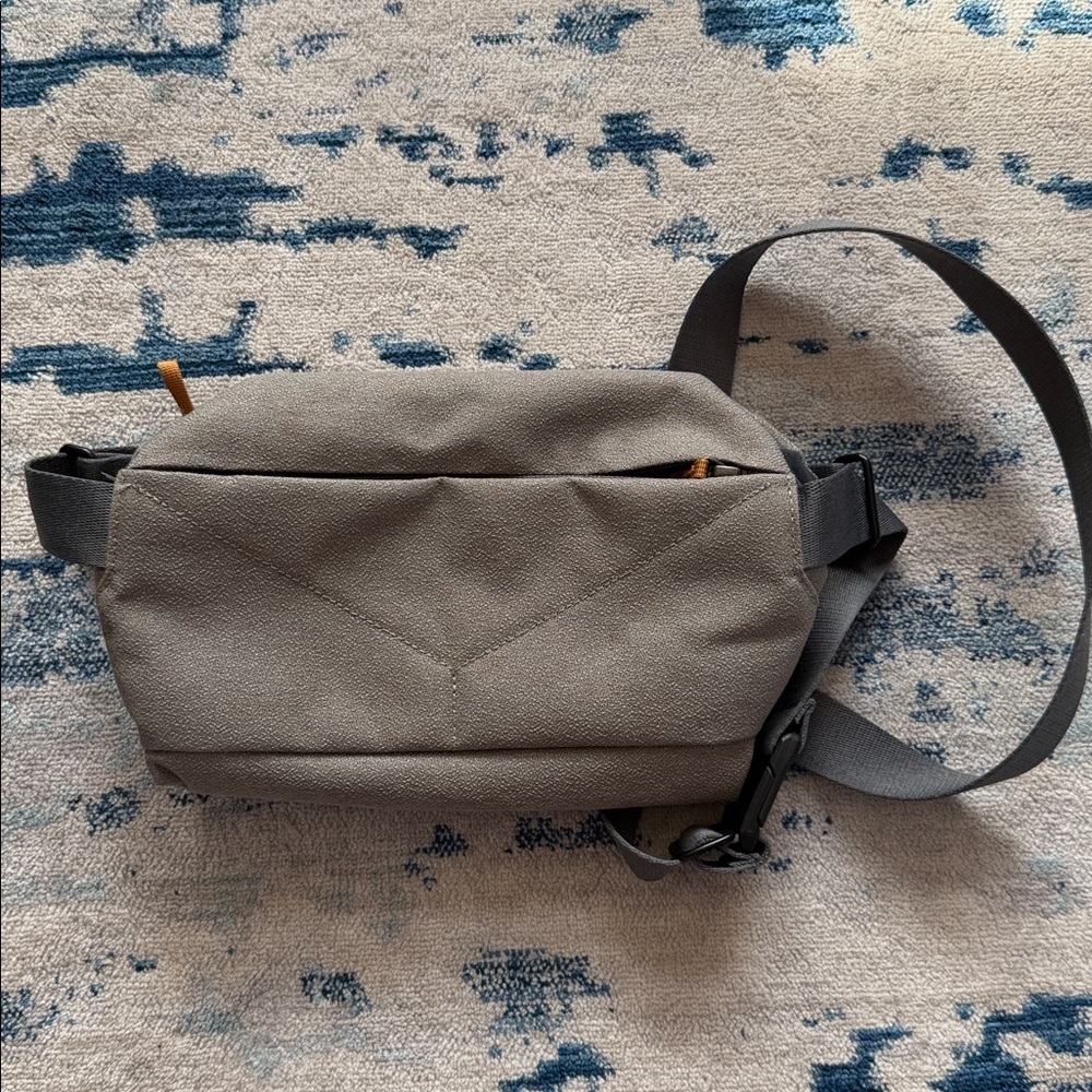 Bellroy Sling Mini - Looma Weave, Limestone